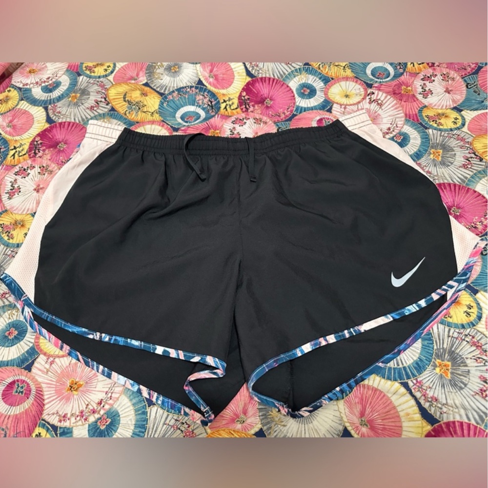 Bundle Set Nike Dri-FIT Set Women’s Black Athletic Shorts & Racerback Tank Shirt